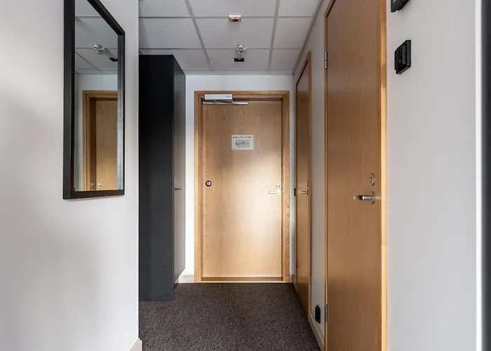 Le Lingonberry D6 Ski-in Ski-out By Aavalevi